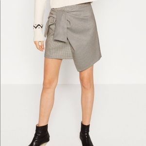 Zara Black & White Houndstooth Check Wrap Skirt